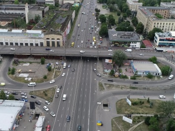 Кличко заявил, что строительство Шулявского моста затягивается из-за цеха завода "Большевик"