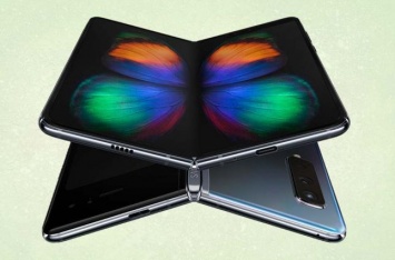 Samsung решила проблемы с экраном гибкого смартфона - Bloomberg