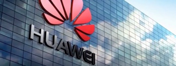 Huawei запускает в Украине новую программу для пользователей и открывает сервисный центр