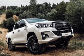 Toyota Hilux вышла в самой дорогой комплектации