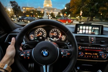 BMW и Daimler будут вместе создавать машины с автопилотом