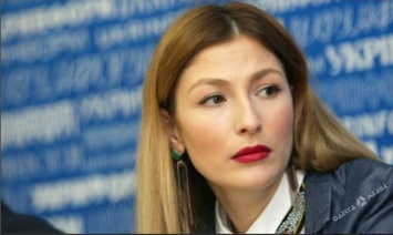 Эмине Джапарова: «Происходящее в Крыму - это ужасная реальность, которую в исковерканных российских СМИ точно не увидишь»