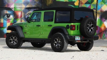 Jeep Wrangler получил версию Black & Tan Edition (ФОТО)