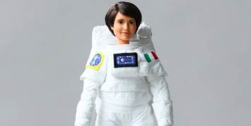 Кукла Барби стала астронавткой