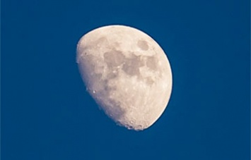 The Guardian: Человечество «рвется» назад на Луну, но зачем?