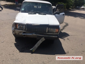 В центре Николаева столкнулись «ВАЗ» и «Лада» - пострадала пассажирка