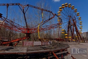 Зеленский подписал указ о развитии туризма в Чернобыльской зоне