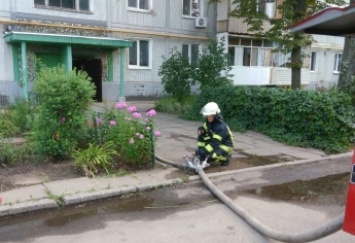 В запорожской многоэтажке сгорела пенсионерка (ФОТО)