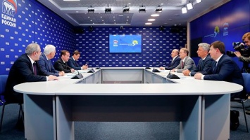 Медведчук с Медведевым провели переговоры о снятии санкций с украинскими компаний