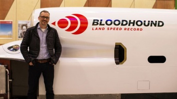 Реактивный Bloodhound LSR планирует побить рекорд скорости (ФОТО)
