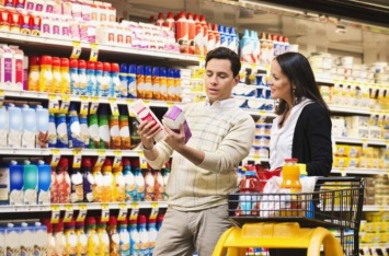 Эксперты перечислили самые опасные продукты в супермаркете