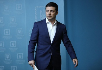 Зеленский назначил стипендии украинским политзаключенным, Сенцова среди них нет