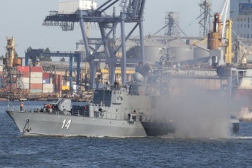 Береговая охрана молниеносно взяла штурмом "нарко-судно": видео, достойное сюжета для блокбастера