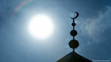 Глава совета мусульман ФРГ: Я ожидал худшего отношения немцев к исламу