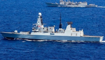 Лондон отправляет уже второй боевой корабль в Персидский залив