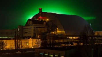 Открылся портал в ад! Зеленое свечение над Чернобылем напугало туристов-нелегалов