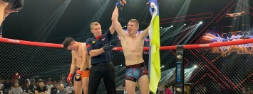 Спортсмен из Днепра завоевал "золото" на турнире по MMA в Китае
