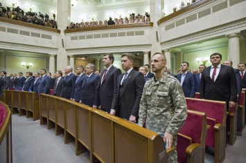 Гаврилюк провел последний день в Раде, украинцы не сдержались: "Опять лопата. Опять г*вно в ведре. Опять мивина"