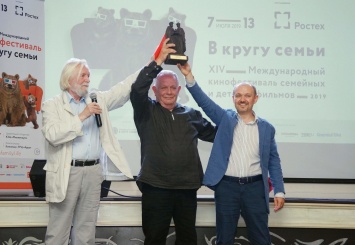 Владимир Вдовиченков признан лучшим актером фестиваля «В кругу семьи»