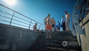 ''Михалыч в красных труселях'': Зеленский взорвал сеть неожиданным появлением на пляже в Одессе