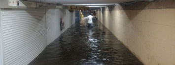 В Киеве из-за ливня коммунальщики работают в усиленном режиме: куда звонить в случае потопа