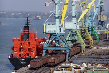 Решение правительства может заблокировать работу морских портов