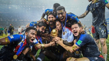 Хорватское чудо и бессмысленный ляп Льориса - год назад Франция выиграла чемпионат мира: видео
