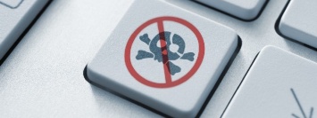 Борьба с пиратскими сайтами продолжается: как жителям Украины перекроют каналы оплаты и что делать дальше