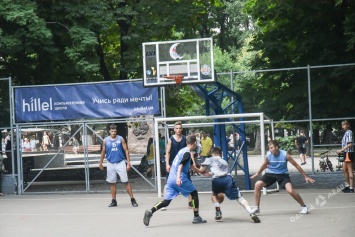 В Одессе стартовала баскетбольная Летняя лига (фото)