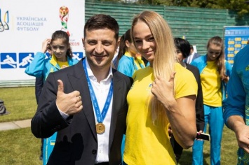 Президент вручил украинским спортсменам ордена "За заслуги"