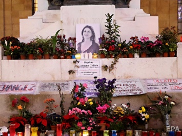 На Мальте начался судебный процесс над обвиняемыми в убийстве журналистки Галиции
