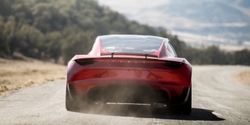Илон Маск: двигатель SpaceX в Roadster расположат за номерным знаком