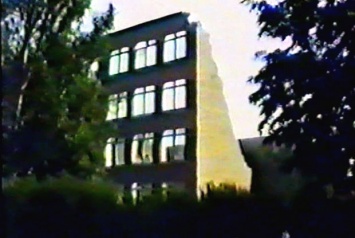 Страшный оползень на Тополе 22 года назад: как выглядит выживший дом-призрак (Видео/Фото)