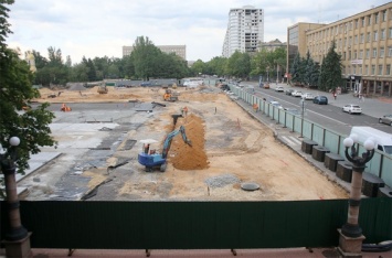 Стоимость реконструкции Соборной площади для николаевских налогоплательщиков подбирается к отметке 100 миллионов гривен!