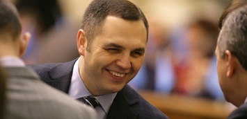 Генпрокуратура вызывает Портнова по делу об убийствах на Майдане