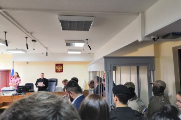 Московский суд продлил арест второй группе моряков