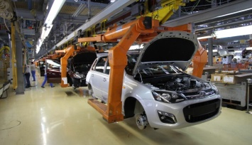 «АвтоВАЗ» остановит производство на время отпуска