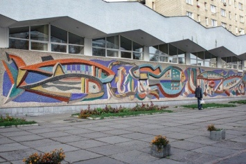 Во Львове в ходе строительных работ разрушили советскую мозаику
