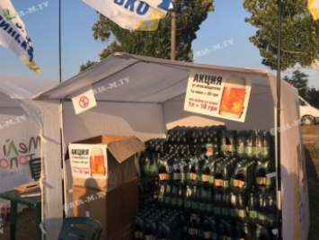Цена на пиво на празднике в самом большой селе Украины удивила "бывалых" (фото)