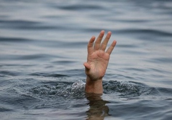 Пошел на рыбалку: в Полтаве утонул 30-летний мужчина