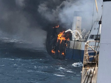 Пожар на судне, где погибли украинцы: всплыли таинственные подробности трагедии