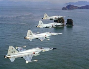 ВВС Южной Кореи открыли огонь при появлении российского бомбардировщика