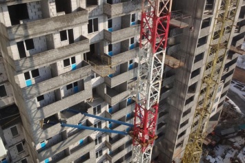 В Киеве выявили 152 рисковых стройки жилья. Это 73% всех новостроек