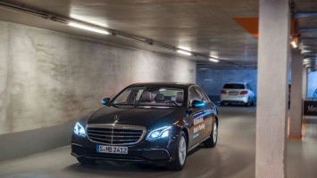 Mercedes-Benz представляет «первую в мире» автономную парковочную систему (ВИДЕО)