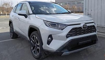 Новый Toyota RAV4 выйдет в продажу осенью