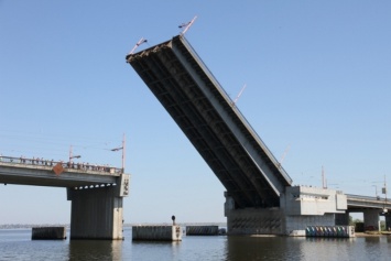6 августа в Николаеве разведут Ингульский и Варваровский мосты