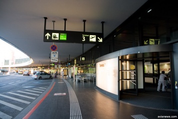Лайфхак: как в аэропорту Вена сэкономить на еде и покупке подарков