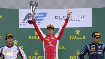 Сын Шумахера одержал первую победу в Формуле-2