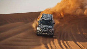 Новый Land Rover Defender успешно прошел испытания в пустыне (ВИДЕО)
