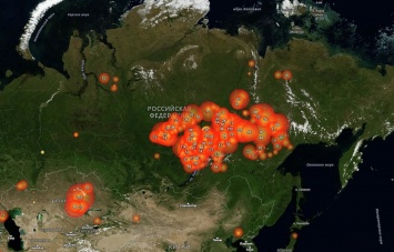 Сибирь продолжает гореть: в зоне задымления - почти 200 населенных пунктов, против пожаров шаманы проводят обряды с жертвоприношением